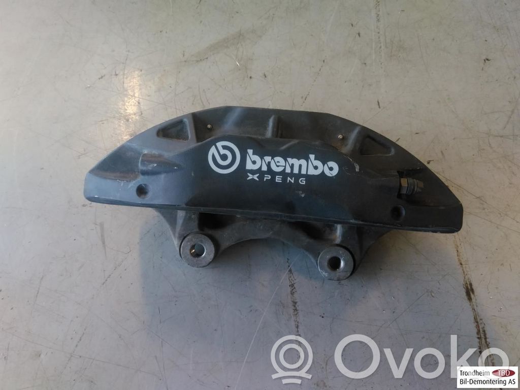 XPeng P7 Bremssattel vorne