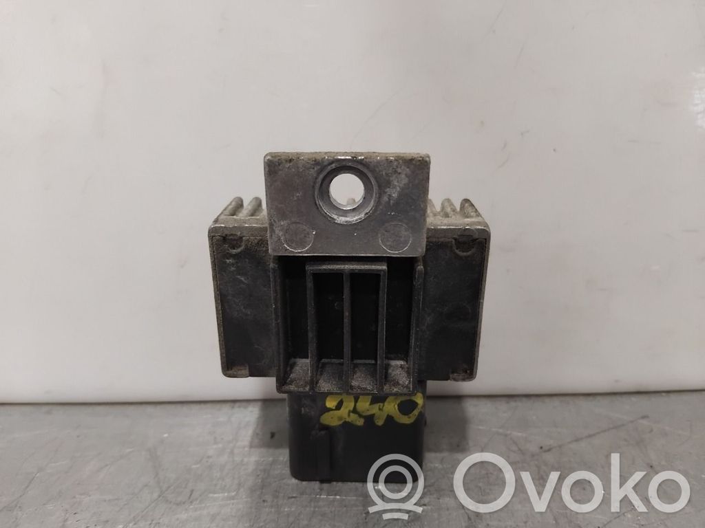 Opel Vivaro Relè preriscaldamento candelette