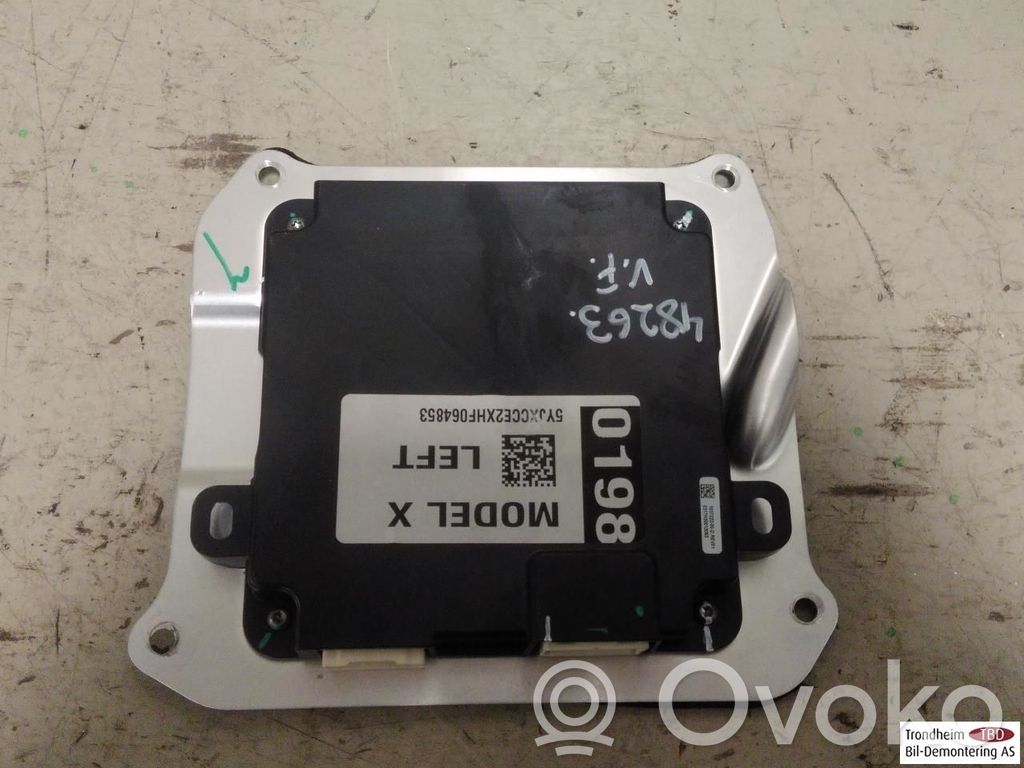 Tesla Model X Unidad de control/módulo de la puerta 