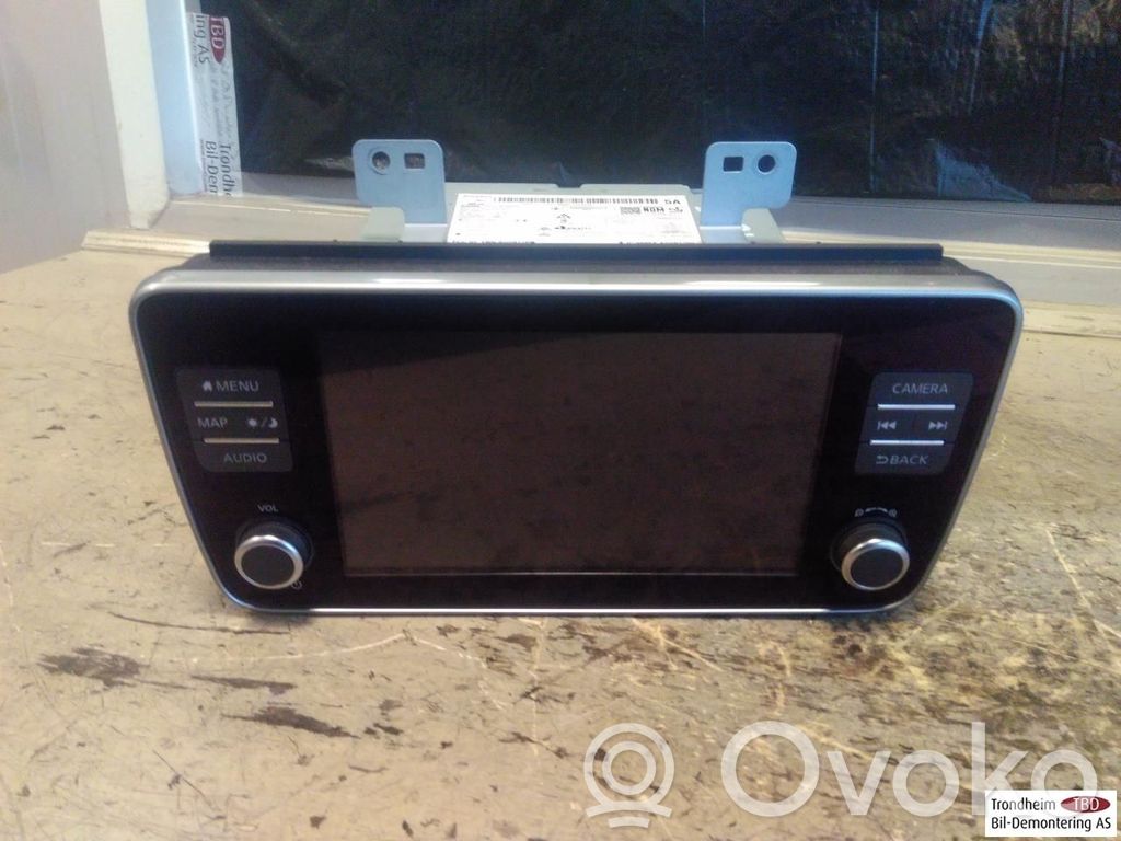 Nissan Leaf II (ZE1) Panel / Radioodtwarzacz CD/DVD/GPS 