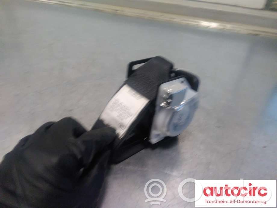 Toyota Corolla E140 E150 Cinturón trasero 