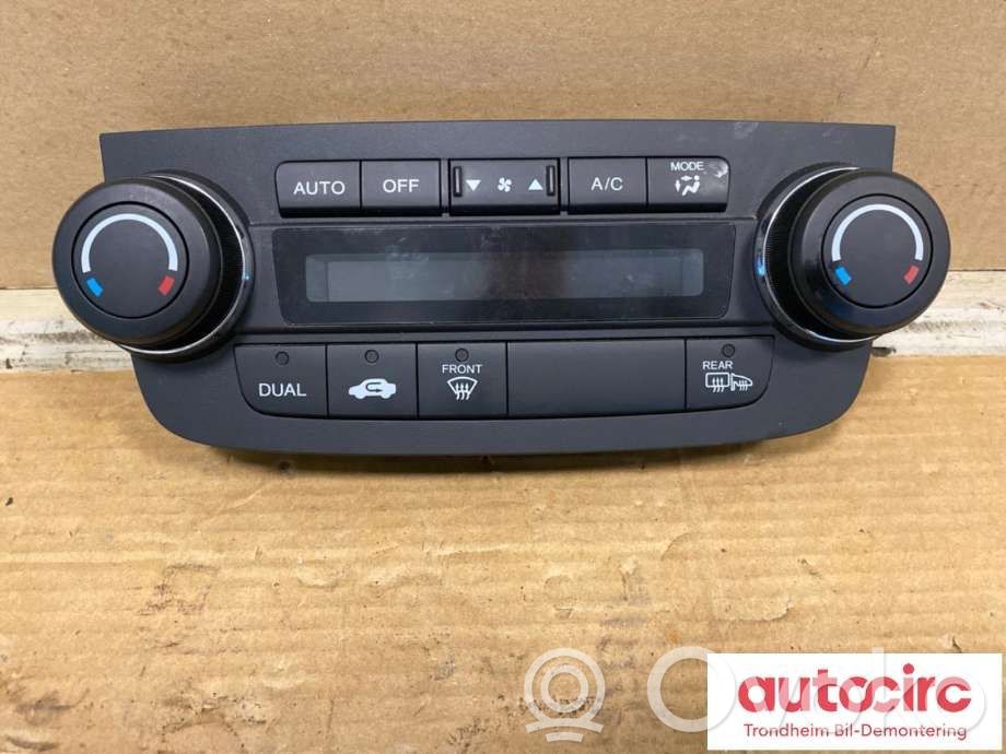 Honda CR-V Climate control/heater control trim 