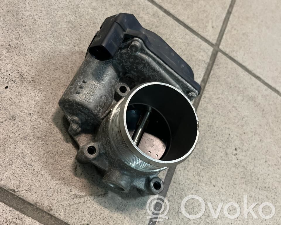 Audi A4 S4 B8 8K Przepustnica 