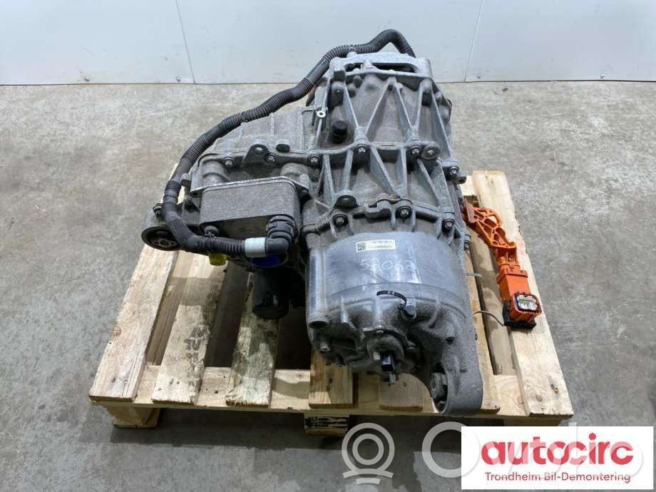 Tesla Model Y Elektromobilio variklis 