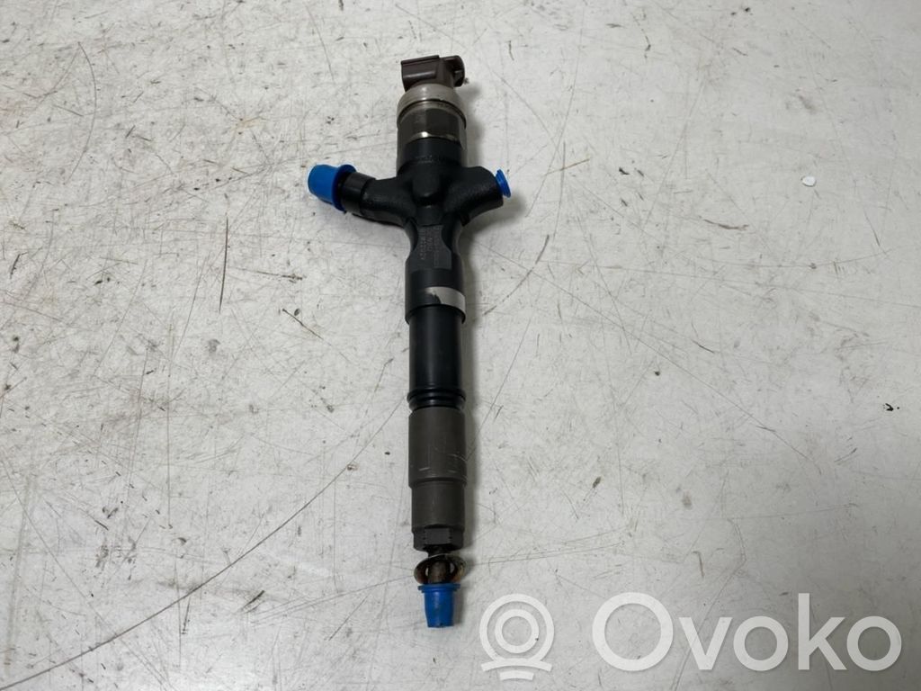 Toyota Land Cruiser (J150) Injector combustibil 
