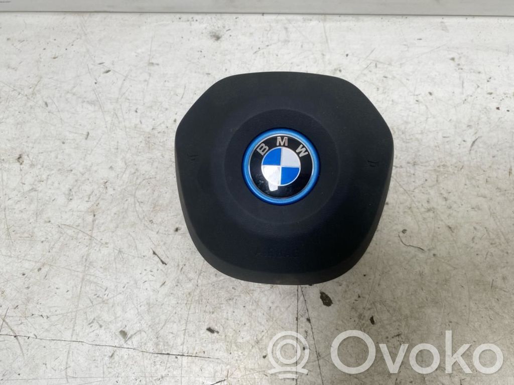 BMW iX Steering wheel airbag 