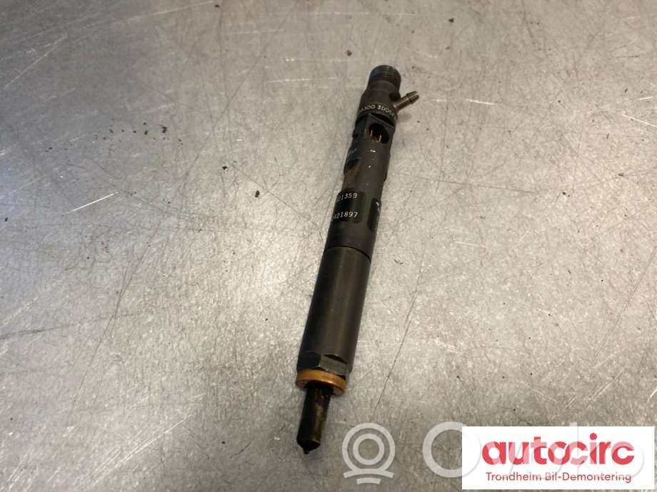 Nissan Note (E11) Inyector de combustible 