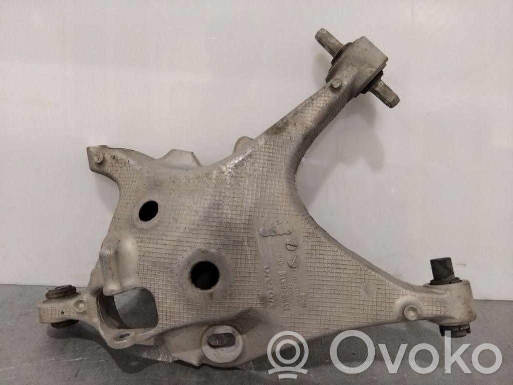 Volvo S90, V90 Rear control arm 
