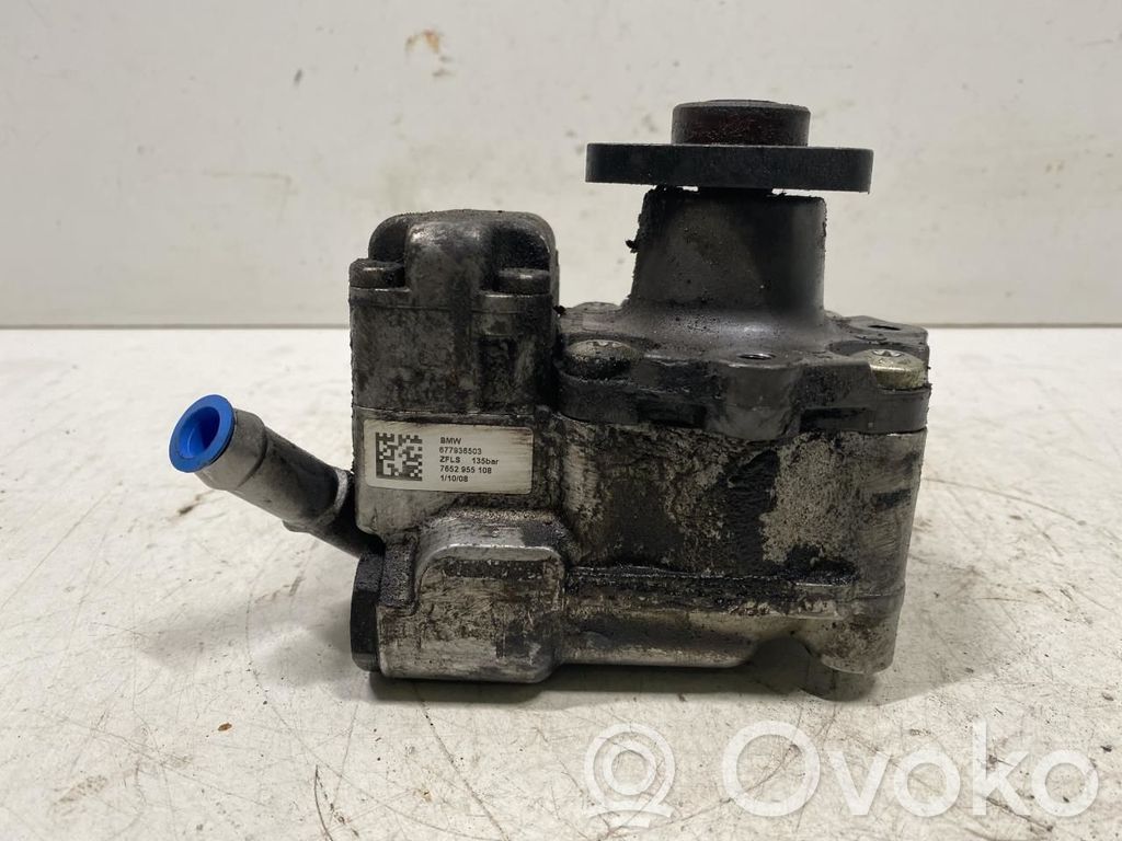 BMW 5 E60 E61 Ohjaustehostimen pumppu 