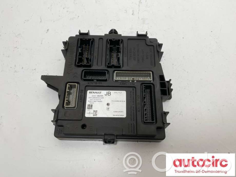 Renault Zoe Korin keskiosan ohjainlaite 