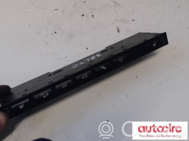 Seat heating switch   946433,6131946433,61316949441,61316949441,6131946433,946433