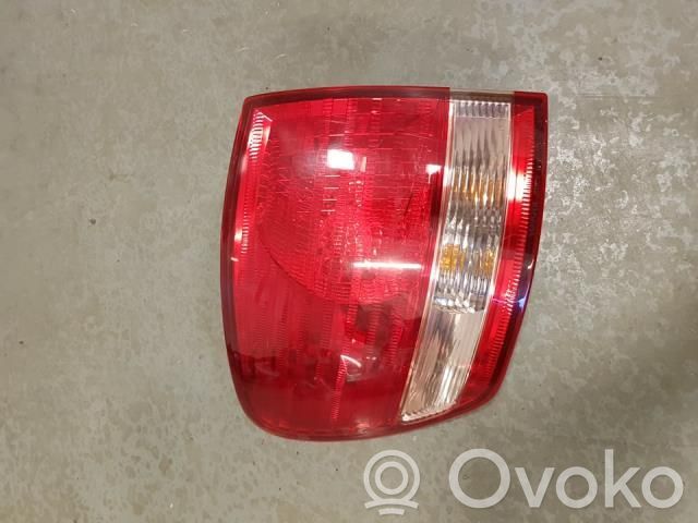 Toyota Avensis Verso Lampa tylna 