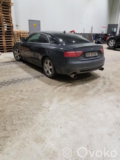 Takavalot   8T0945093,8T0945093