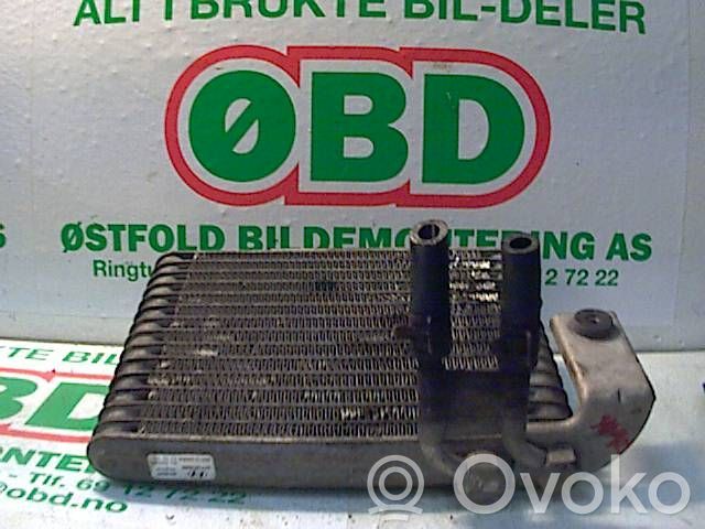 Chłodnica oleju skrzynia biegów   264104A055,264104A150,264104A055,264104A150