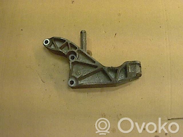 Opel Zafira B Suport tampon motor 