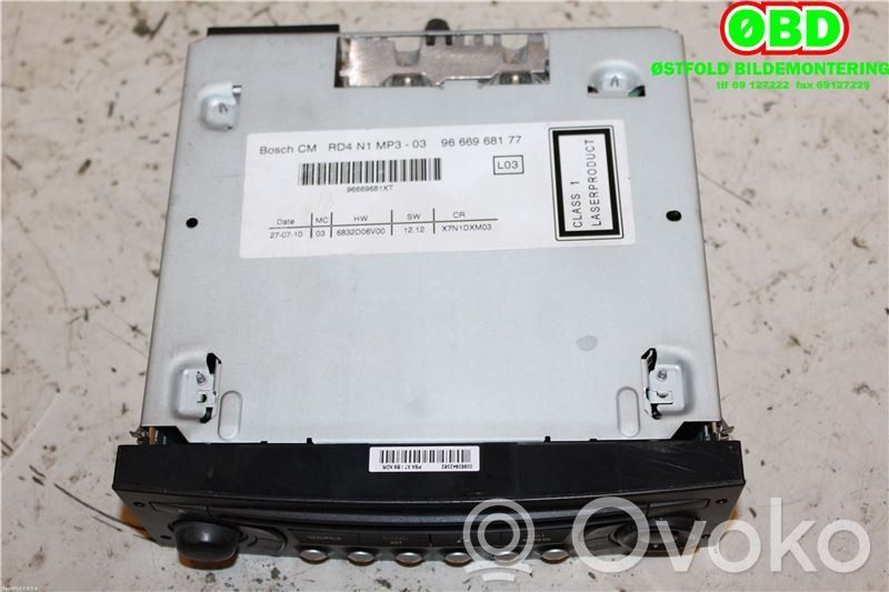 Peugeot Partner Panel / Radioodtwarzacz CD/DVD/GPS 