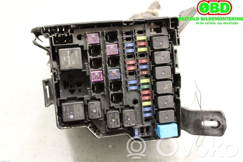 Mazda 2 Fuse box set 