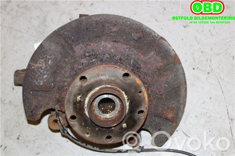 Suzuki SX4 Achsschenkel vorne 