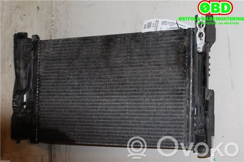 BMW X3 E83 Radiateur de refroidissement 
