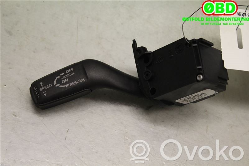 Audi A4 S4 B7 8E 8H Comutator cruise control 
