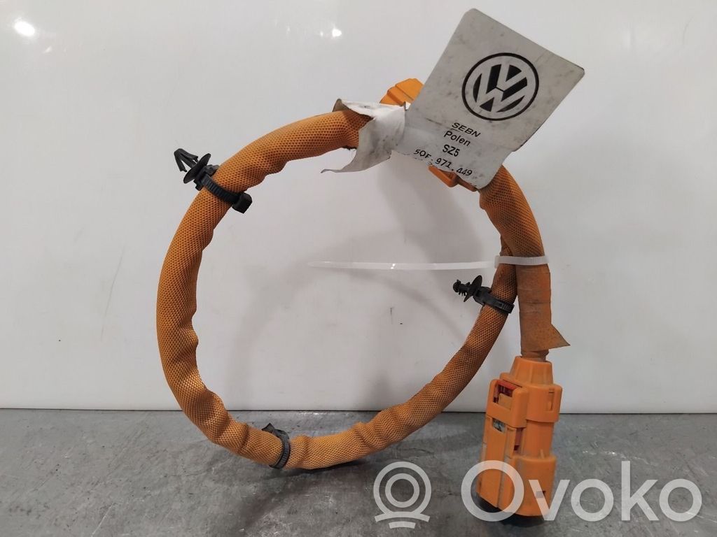 Volkswagen e-Golf High voltage cable 