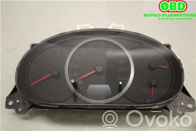 Mazda 5 Speedometer (instrument cluster) 