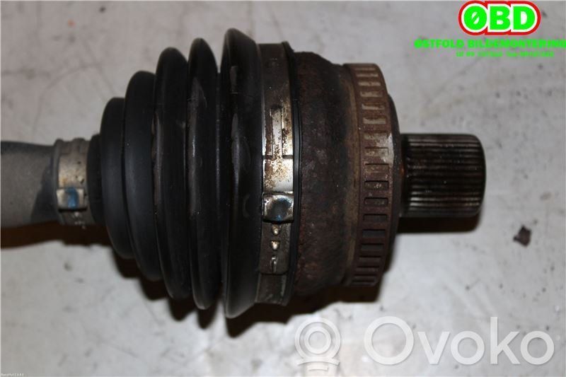 Audi A4 S4 B7 8E 8H Etuvetoakseli 