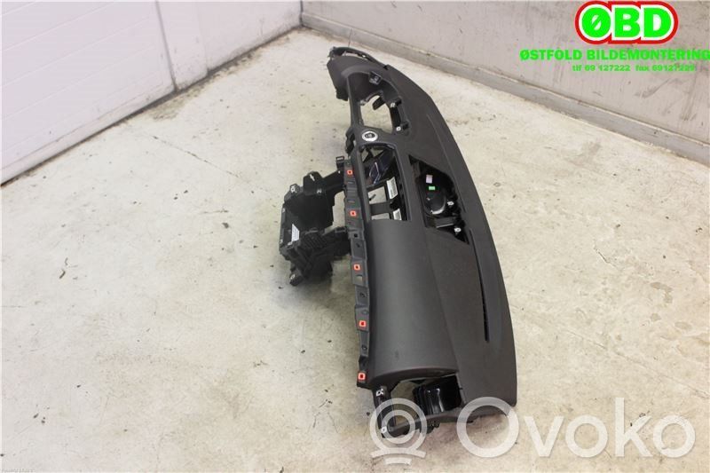 BMW 1 E81 E87 Tableau de bord