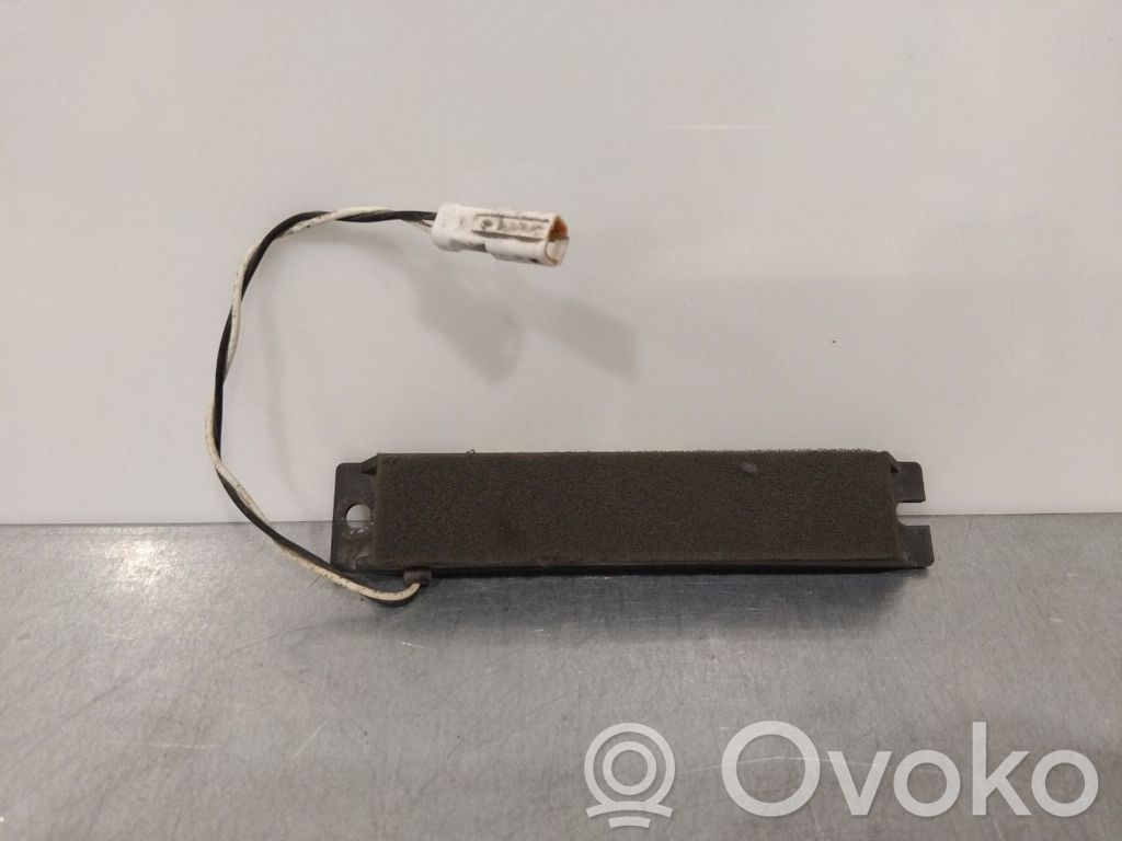 GPS-pystyantenni   101495100A,X12069001R1,X12069001R1,101495100A,X12069001R1