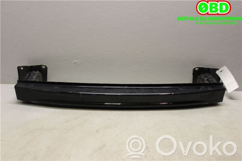 Skoda Fabia Mk3 (NJ) Traversa di supporto paraurti posteriore