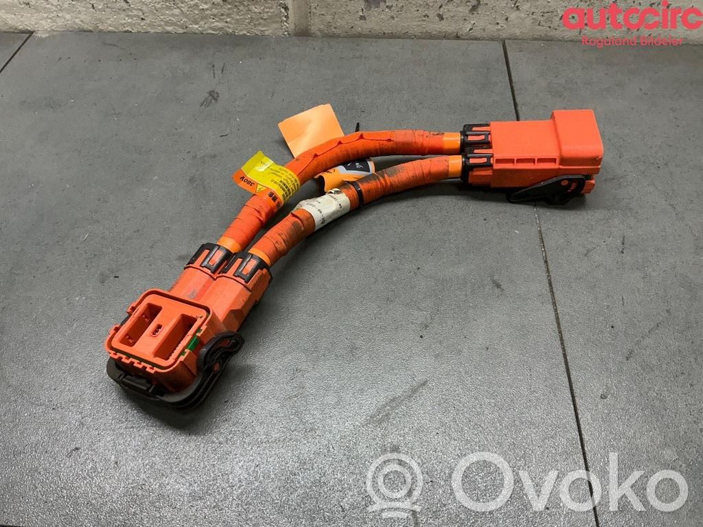Cable de alta tensión   10977691,10977691,10977691,10977691