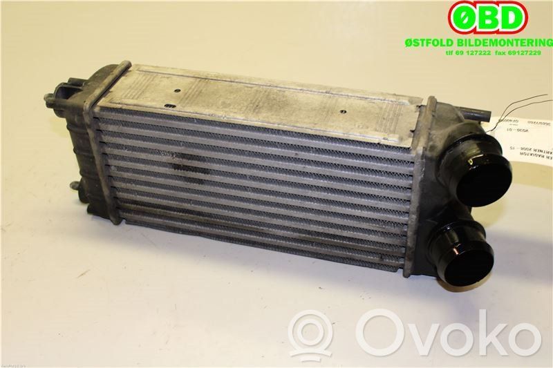 Peugeot Partner Chłodnica powietrza doładowującego / Intercooler 