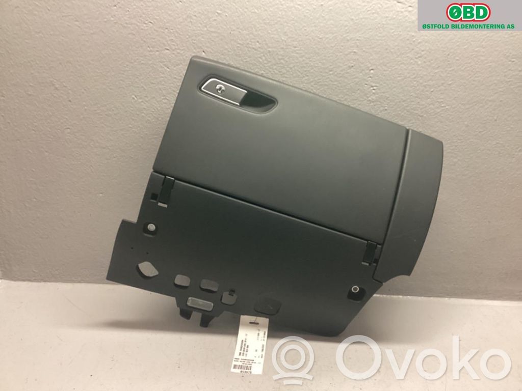 Audi A8 S8 D4 4H Handschuhfach 