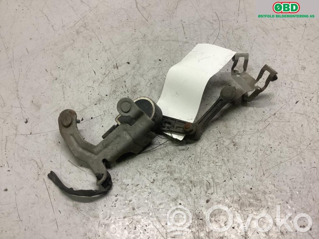 Mercedes-Benz EQC Sensor de altura delantera de la suspensión neumática