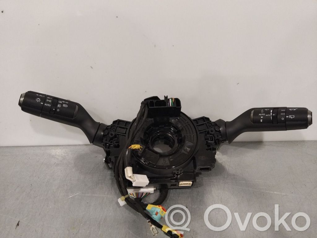 Lexus UX Multifunctional control switch/knob 