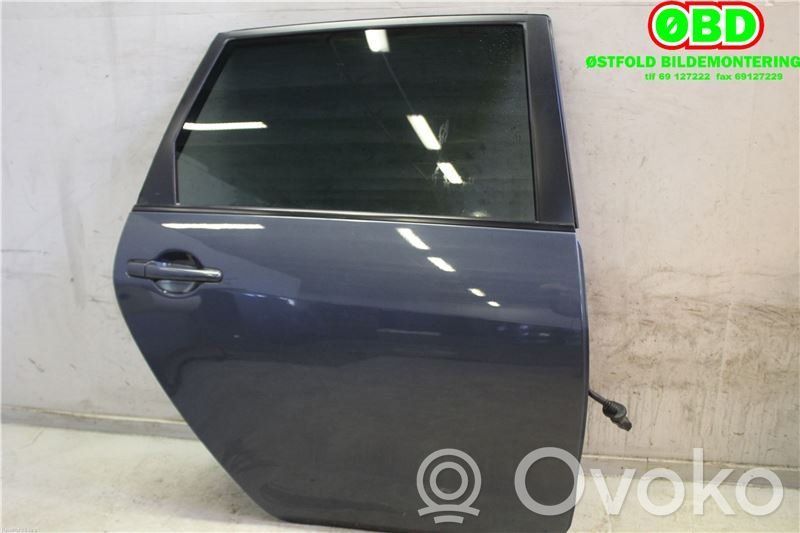 Mitsubishi Grandis Puerta trasera 
