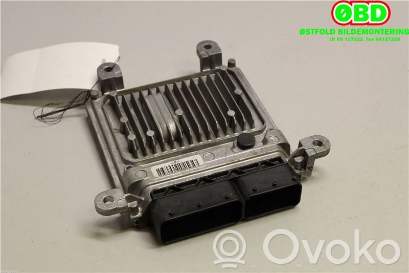 Mercedes-Benz C W204 Unité de commande, module ECU de moteur