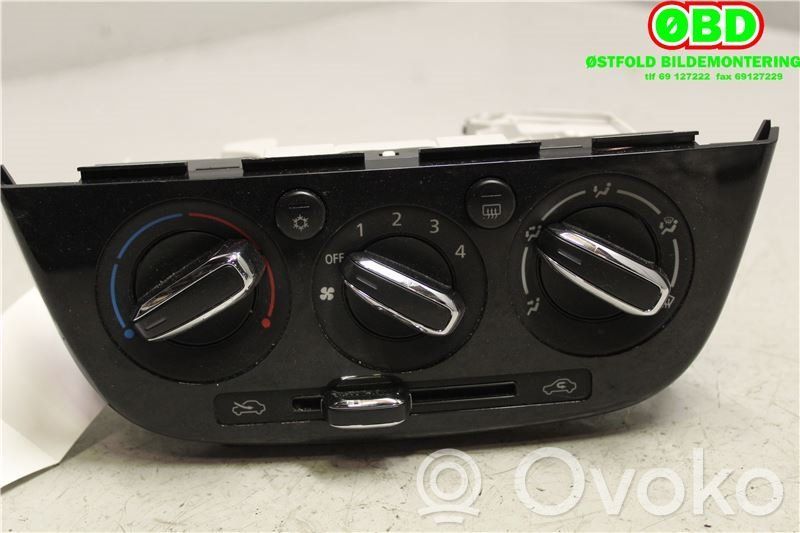 Mitsubishi Space Star Panel klimatyzacji / Ogrzewania 
