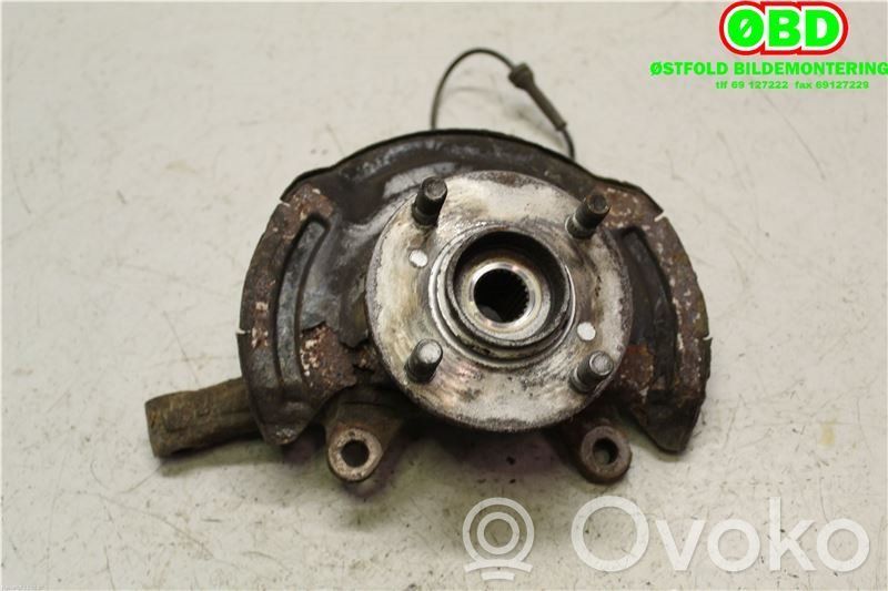 Nissan Pixo Achsschenkel vorne