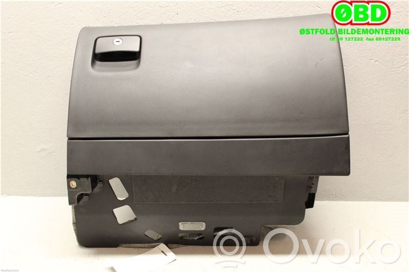 Audi A8 S8 D3 4E Glove box 