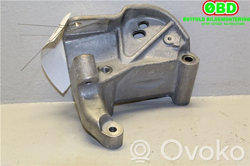Engine mount bracket   31430917,31430917