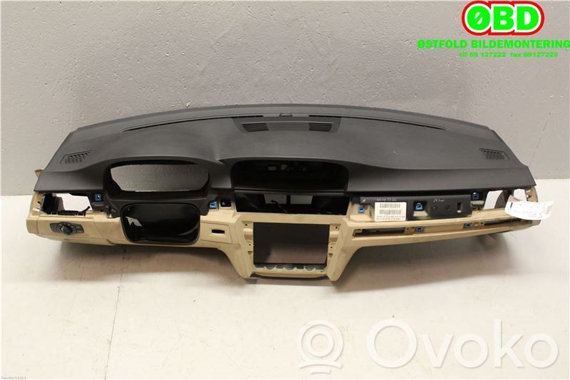 BMW 3 E90 E91 Tableau de bord 
