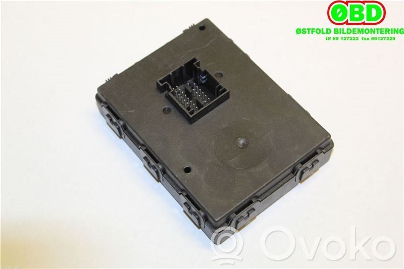 Volkswagen PASSAT B8 Unitate/modul de control fără cheie (KESSY) 