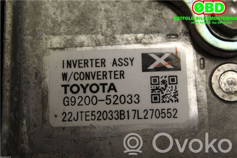 Toyota Yaris Convertisseur / inversion de tension inverseur 
