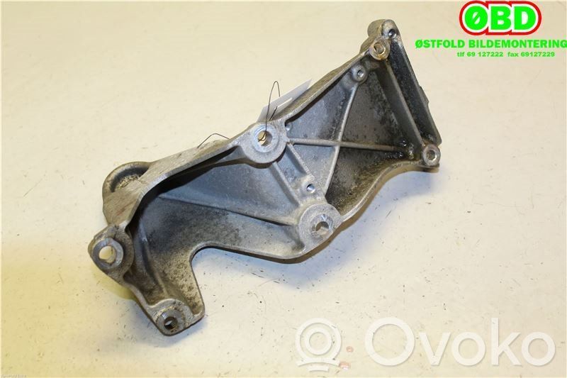 Porsche Panamera (970) Engine mount bracket 