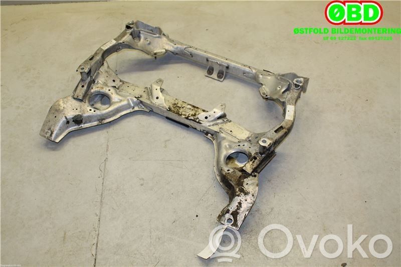 BMW 3 E90 E91 Priekinis traversas 