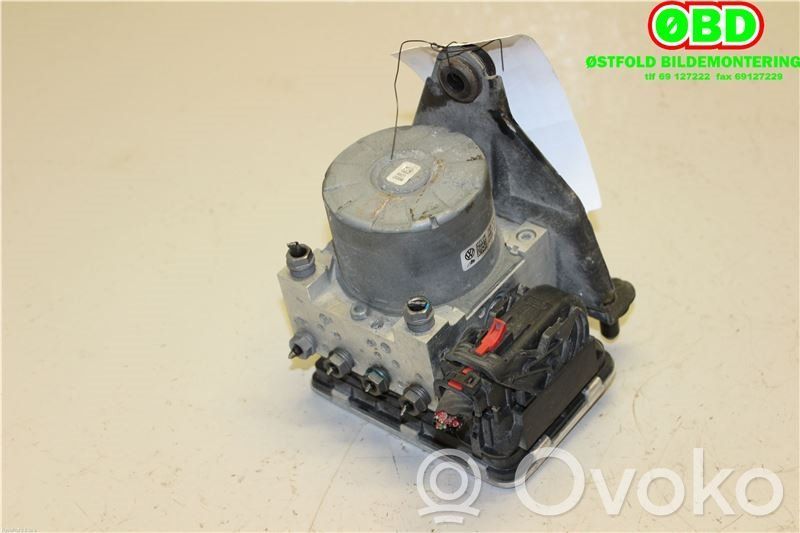 ABS-pumppu   7E5614517A,7E5614517A,7E5614517A,7E5614517A