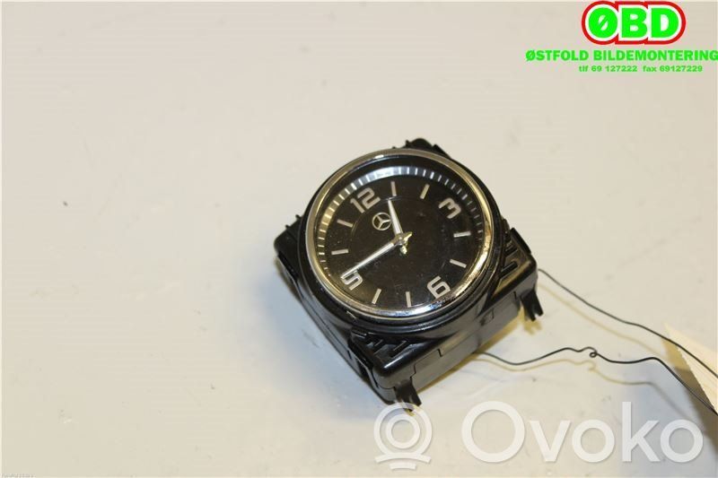 Mercedes-Benz E W213 Clock 