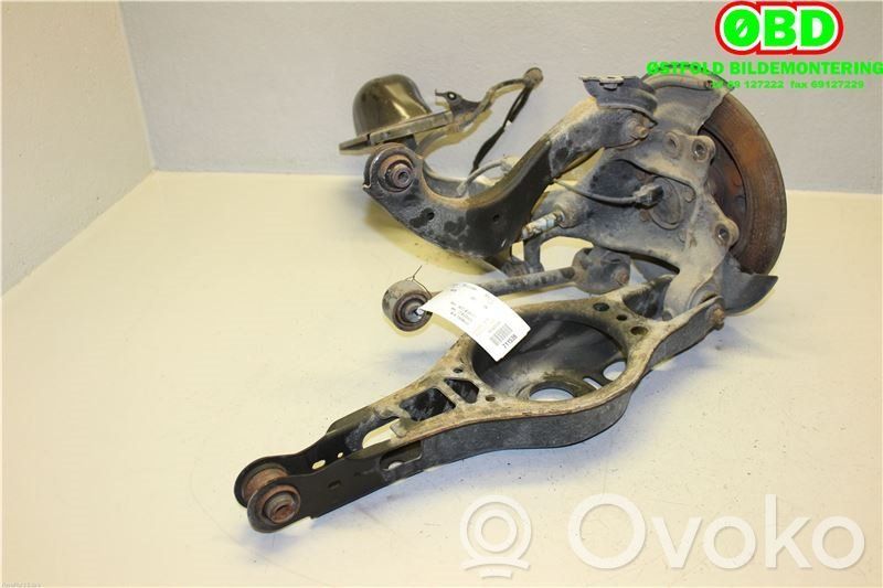 Toyota C-HR I Fuso a snodo con mozzo ruota posteriore