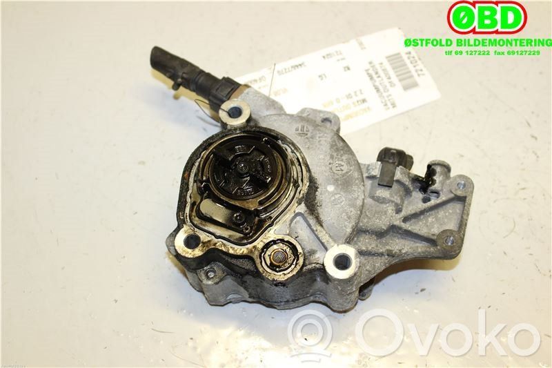 Mitsubishi Outlander Pompă vacuum 